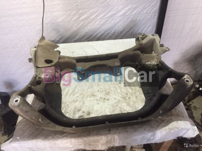 Передний подрамник Mercedes s 220